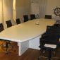 Nach Kundenvorgaben gestalteter Tisch für ein Konferenzzimmer.